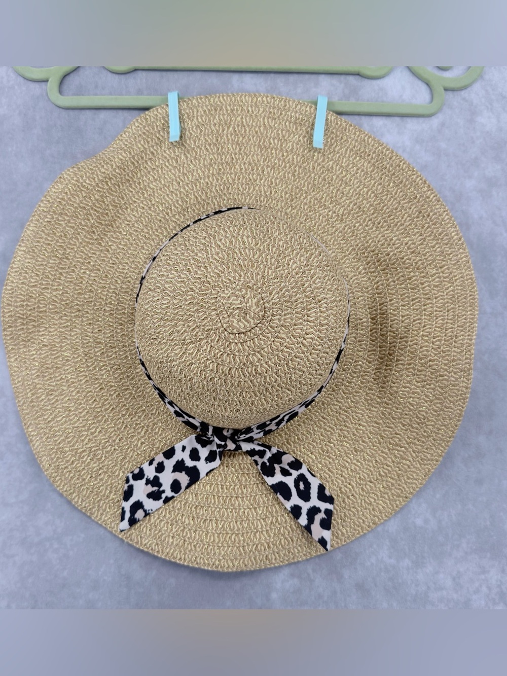 Straw Wide-Brim Sun Hat with Black & White Leopard Scarf women’s - Picture 2 of 9